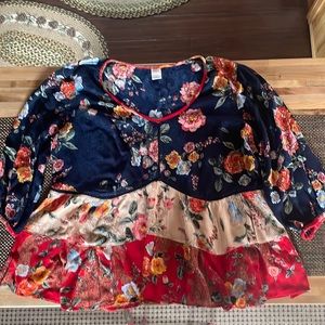 Bila Colorful Floral Top 3/4 sleeve